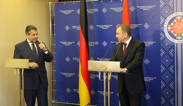 Außenminister Sigmar Gabriel besucht 15. Minsk- Forum in der IBB “Johannes Rau“ Minsk