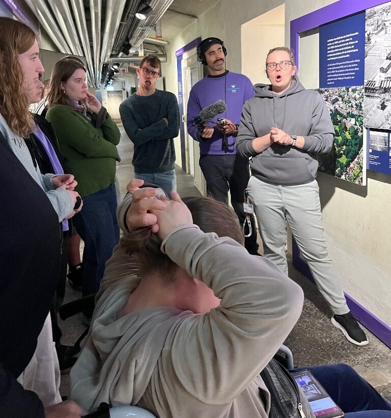 Letzter Workshop im Podcast-Projekt Erinnerungs-D.i.N.G. führt nach Köln: Unser Team besucht die Abtei Brauweiler